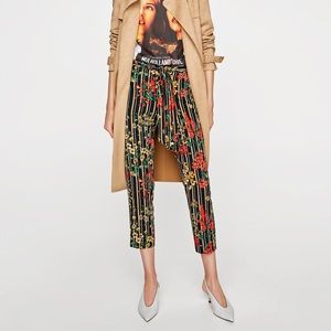 Zara black striped floral trousers with bow size M
